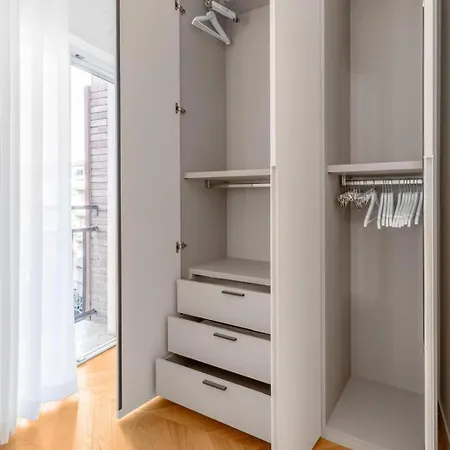 Apartment Dimora Valadier *